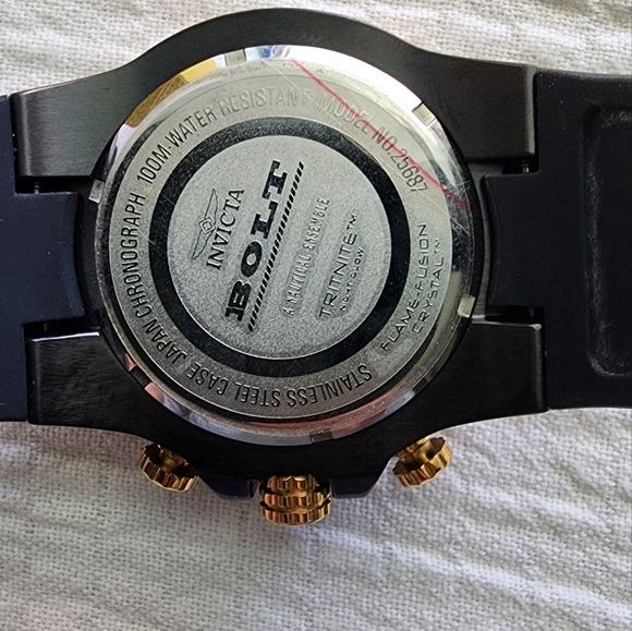 Invicta Chronograph Watch - Black and Gold - Picture 2 of 6